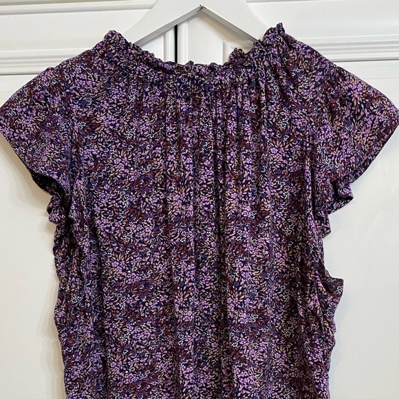 Gap Size Medium Short Ruffled Sleeves Purple and Pink Elastic Neckline Flares - Picture 2 of 8